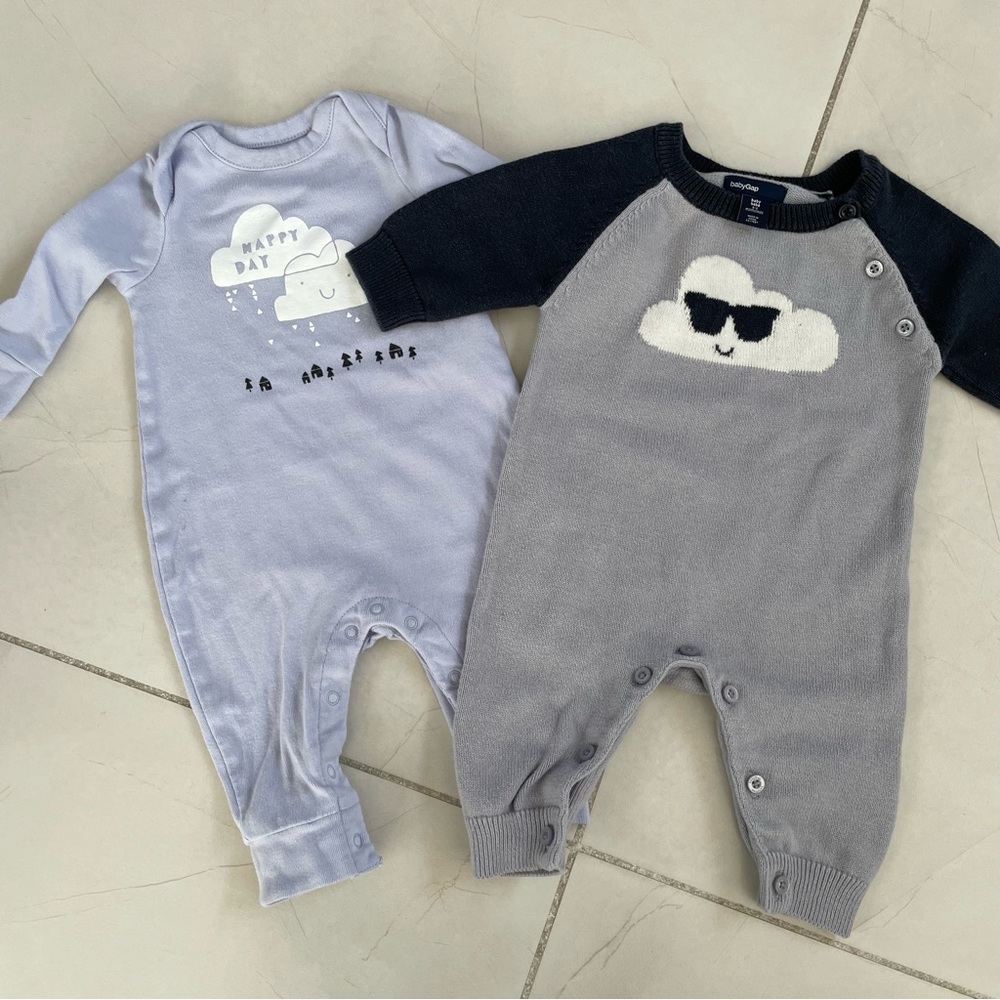 Baby Gap Bundle of 2 One Piece Outfits 0-3 Months